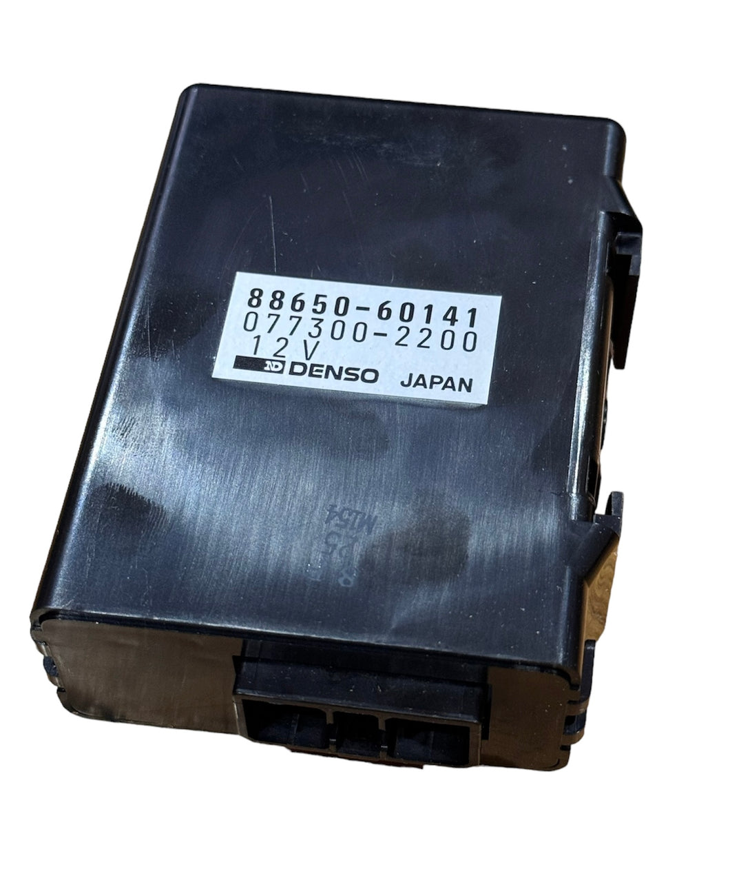 PRE ORDER AC Amplifier for Land Cruiser 75, 78, and 79 Series – Toyota Genuine Part