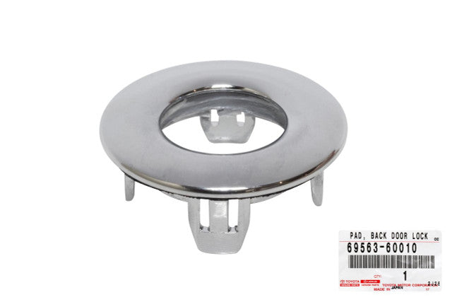 Genuine Toyota Landcruiser 100 Series UZJ HDJ HZJ105 Tailgate Lock Bezel