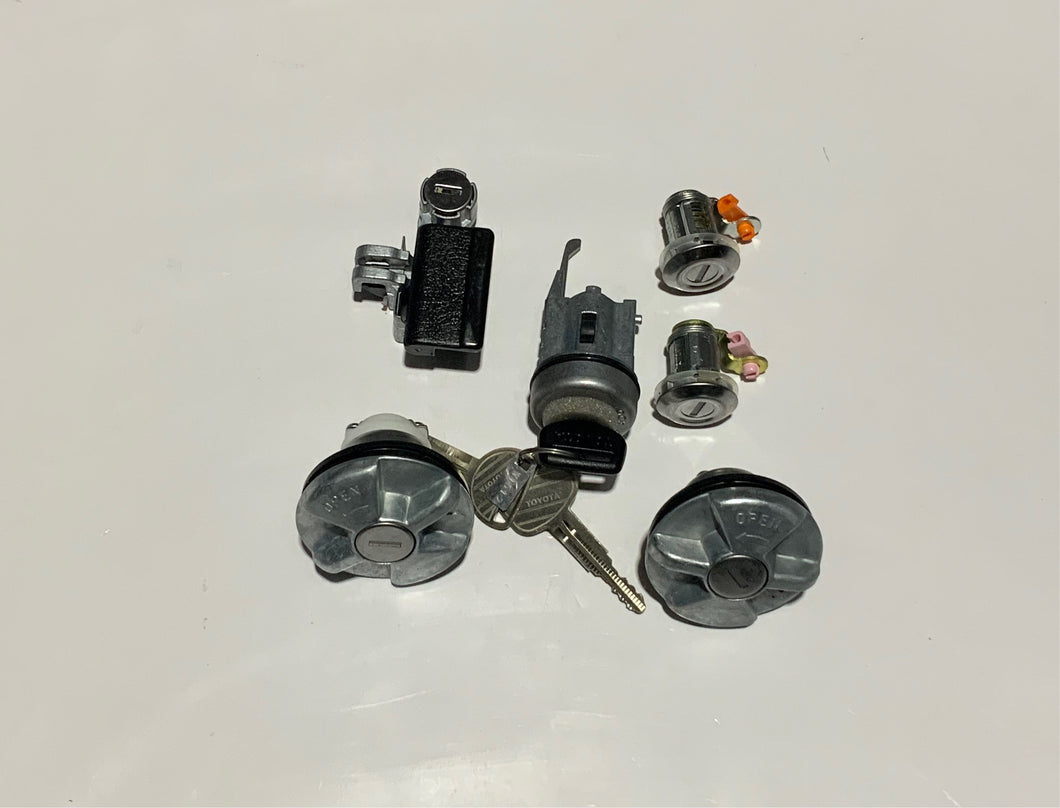 Genuine Toyota LandCruiser Cylinder & Key Set
