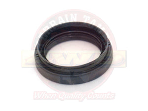 Transfer case front output shaft seal