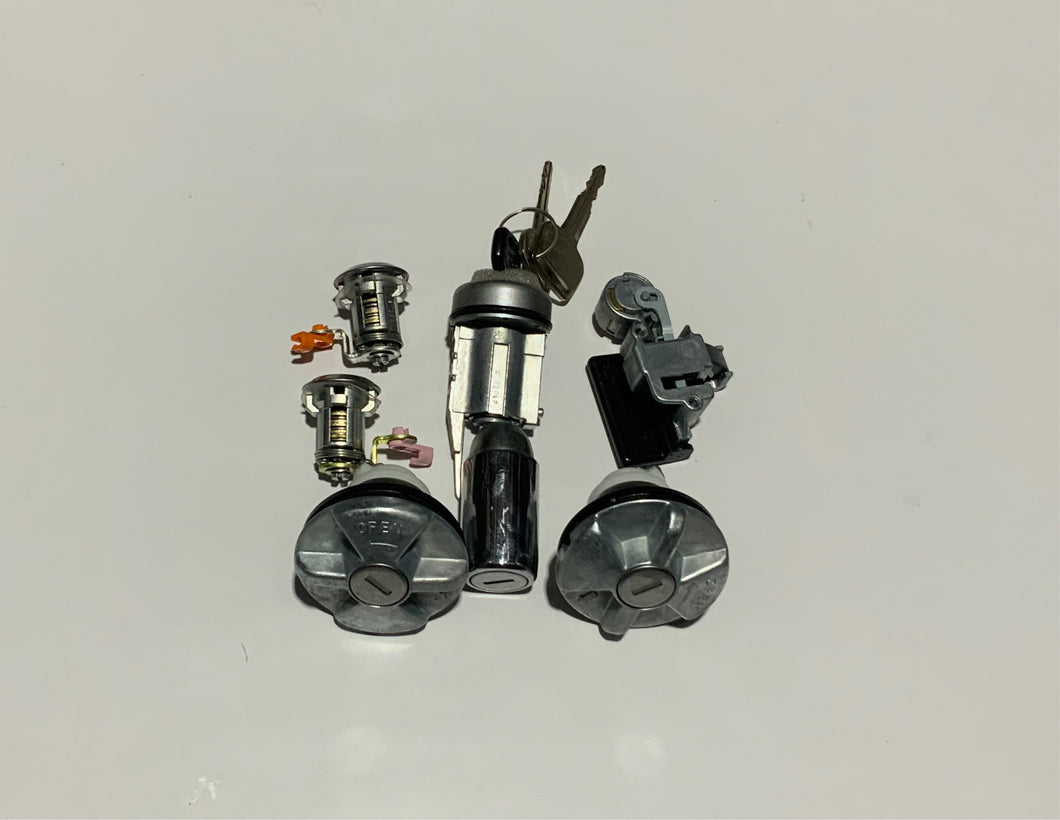 Genuine Toyota LandCruiser Cylinder & Key Set