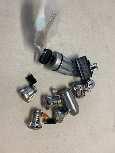 Complete Toyota Lock Set for Land Cruiser Troopcarrier (HZJ & HDJ) 75 & 78 Series (1991-2006) – 8 Locks, Keyed Alike