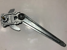 Terrain Tamer LHF Window Regulator suitable for FJ FZJ BJ HDJ HJ HZJ LJ PZJ VDJ