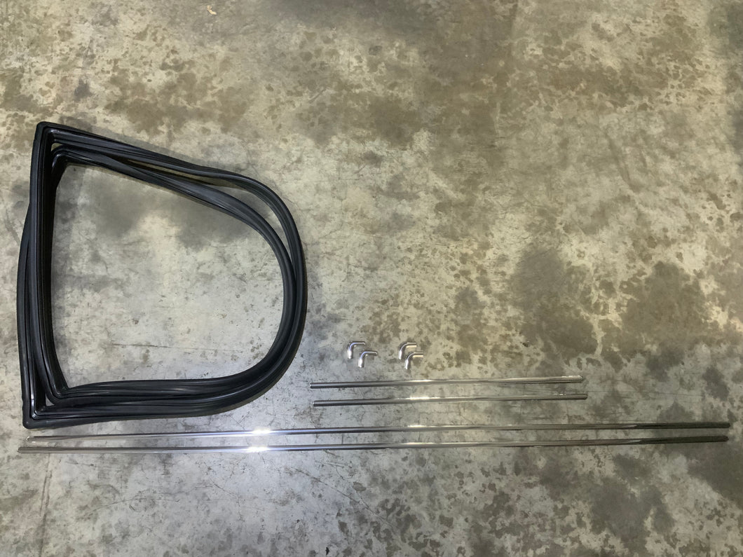 Windscreen seal kit suit rv models 85-09 with chrome mould