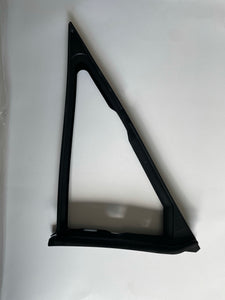 Genuine Toyota LandCruiser 70 series Quarter Window seal  RH