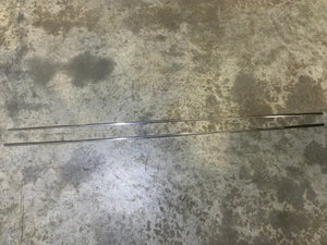 Windscreen seal kit suit rv models 85-09 with chrome mould