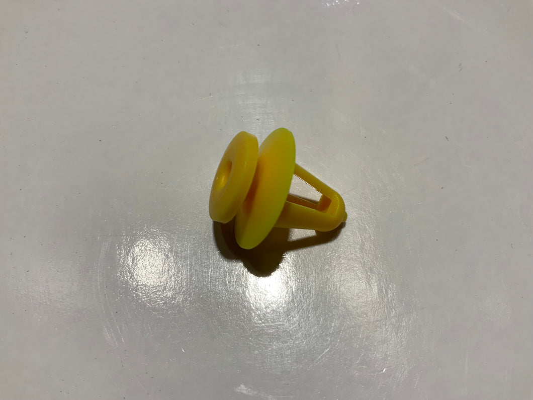 Genuine Toyota LandCruiser Retainer Clip for Front Door Trim Board